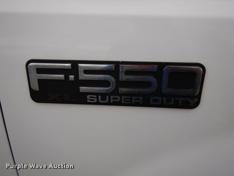 image for item DJ5777 2001 Ford F550 Super Duty XL  Crew Cab flatbed pickup truck