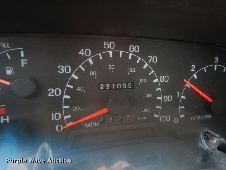 image for item DJ5805 1999 Ford F450 Super Duty XL  utility truck