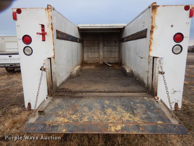 image for item DJ5805 1999 Ford F450 Super Duty XL  utility truck