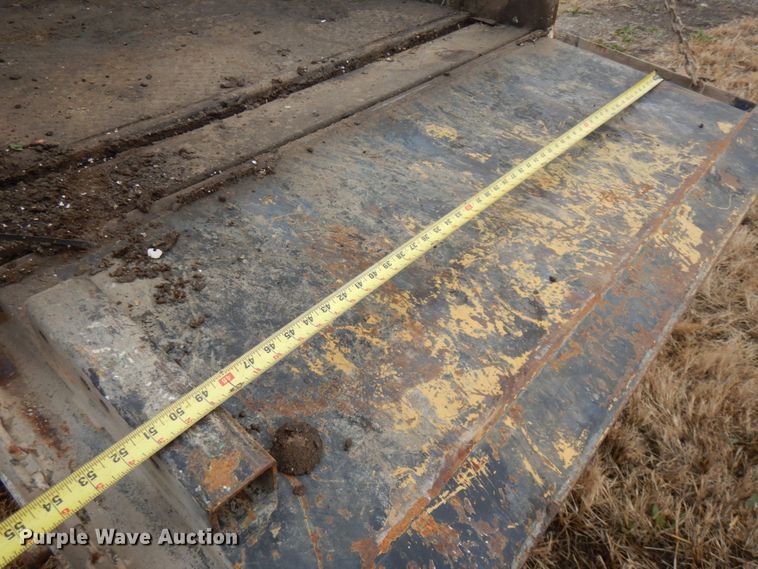 image for item DJ5805 1999 Ford F450 Super Duty XL  utility truck