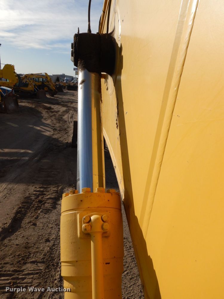 image for item DJ5815 2012 Komatsu PC290LC-10  excavator