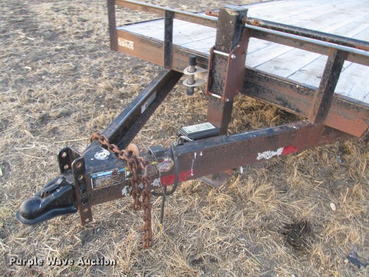 image for item DJ5830 2013 H&H UF202 utility trailer