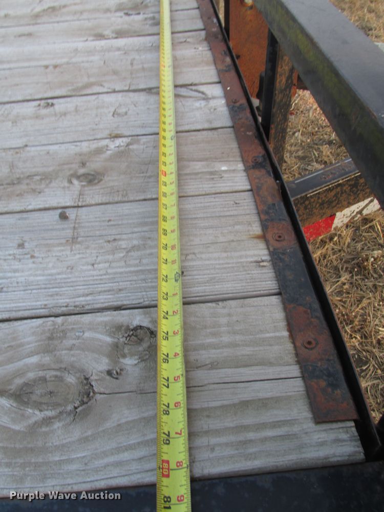 image for item DJ5830 2013 H&H UF202 utility trailer