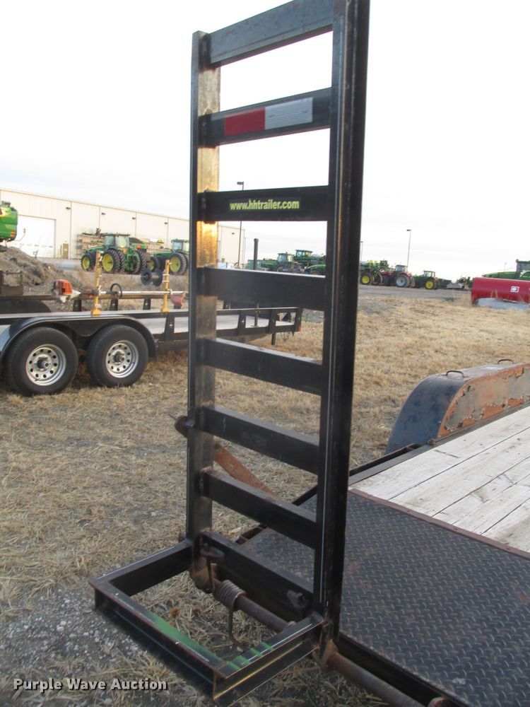 image for item DJ5830 2013 H&H UF202 utility trailer