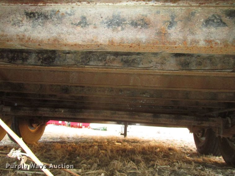 image for item DJ5830 2013 H&H UF202 utility trailer