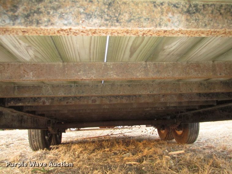 image for item DJ5830 2013 H&H UF202 utility trailer