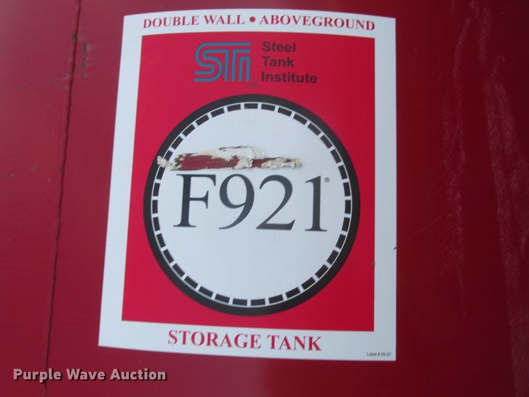 image for item DJ5831 (2) fuel tanks