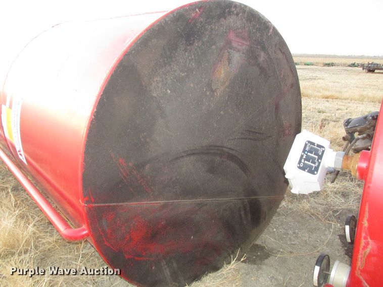 image for item DJ5831 (2) fuel tanks