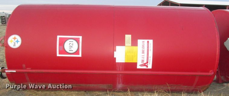 image for item DJ5831 (2) fuel tanks