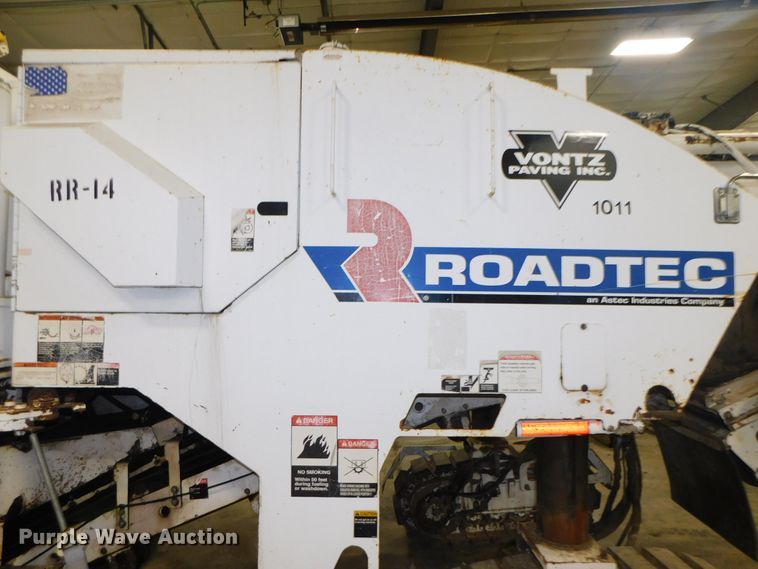 image for item DJ5840 Roadtec RX400 milling machine
