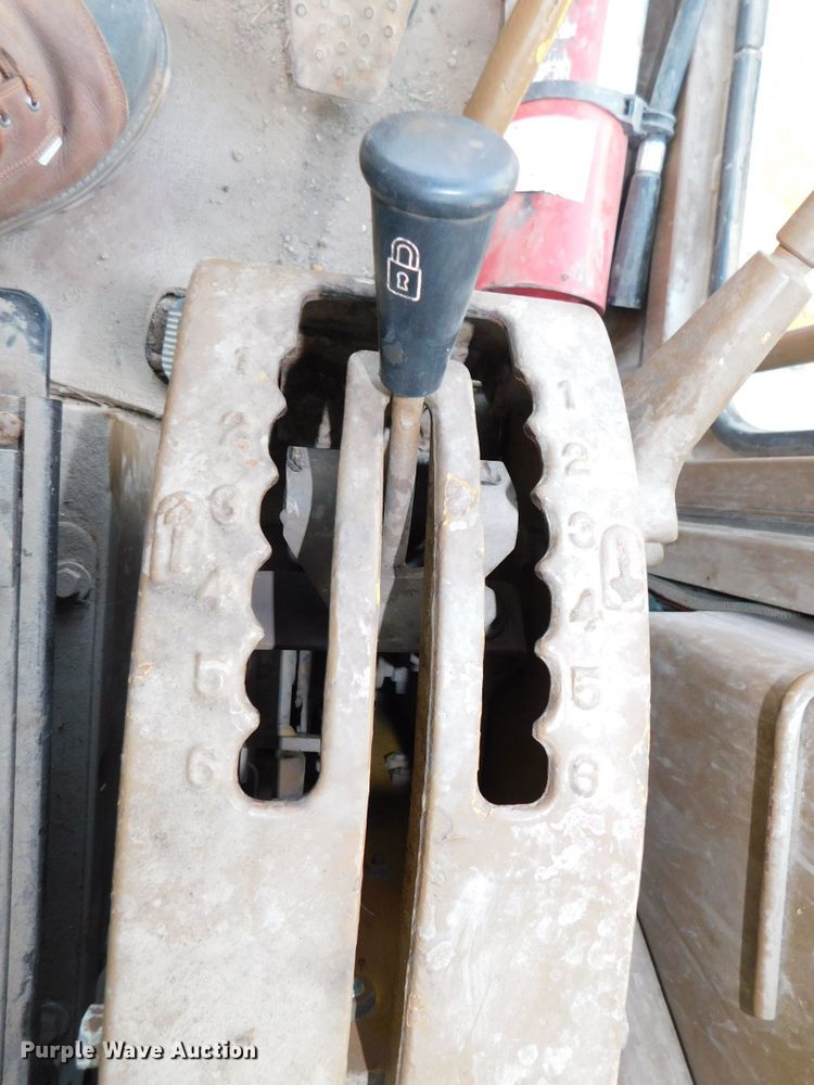 image for item DJ5848 1995 Caterpillar 140G VHP  motor grader