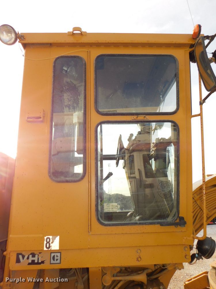 image for item DJ5848 1995 Caterpillar 140G VHP  motor grader