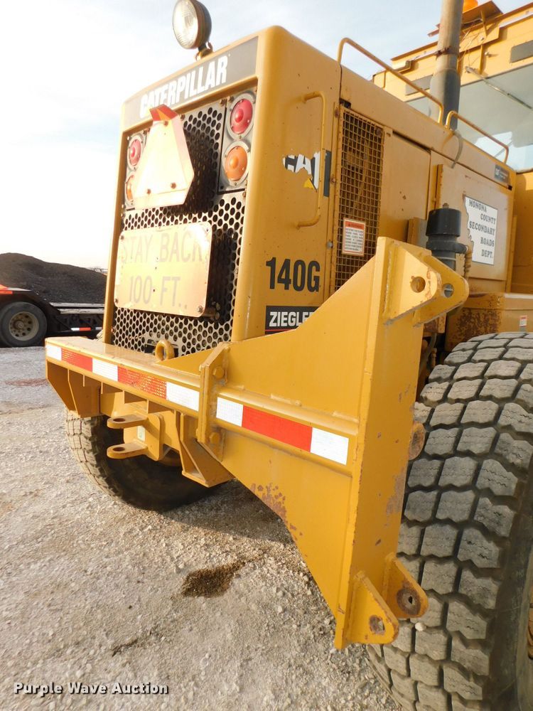 image for item DJ5848 1995 Caterpillar 140G VHP  motor grader