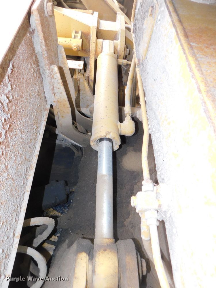 image for item DJ5848 1995 Caterpillar 140G VHP  motor grader