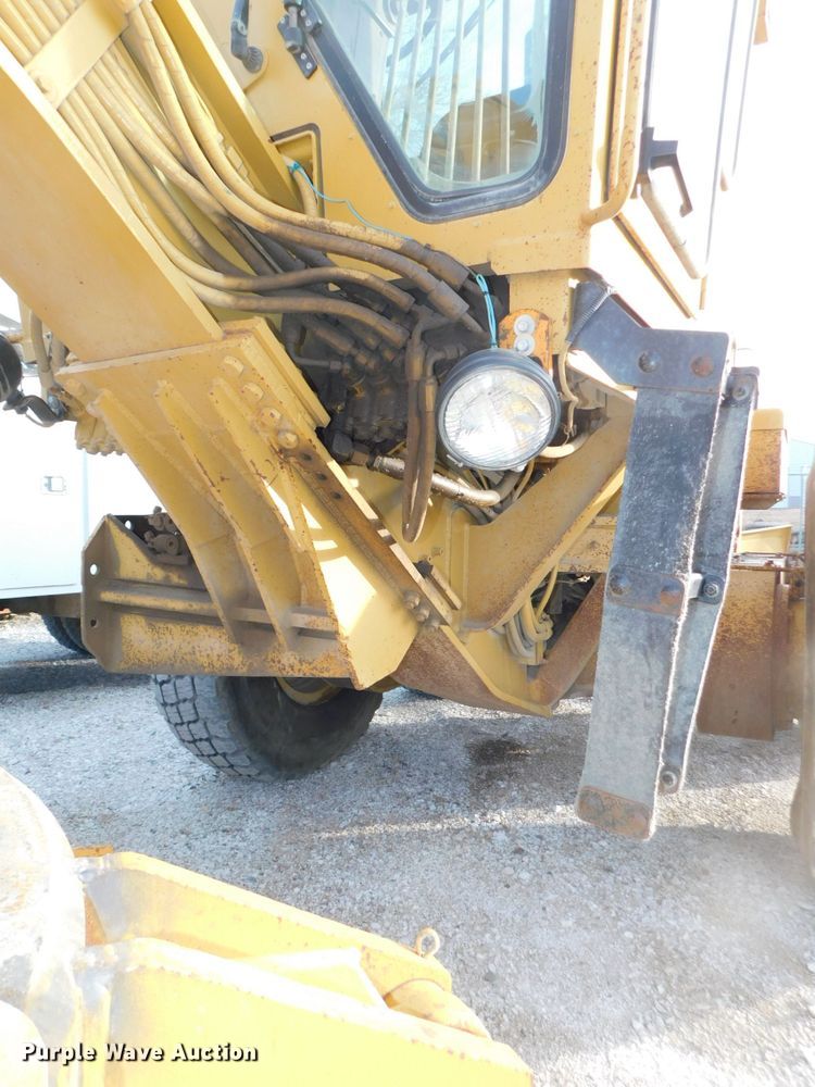 image for item DJ5848 1995 Caterpillar 140G VHP  motor grader