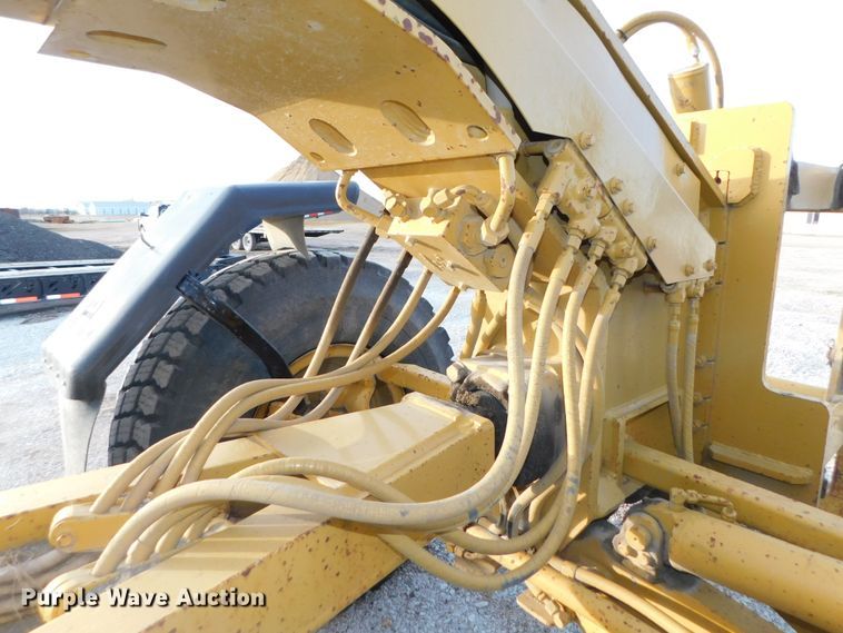 image for item DJ5848 1995 Caterpillar 140G VHP  motor grader