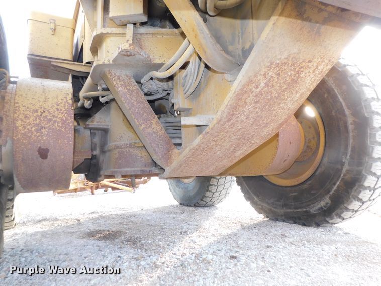 image for item DJ5848 1995 Caterpillar 140G VHP  motor grader