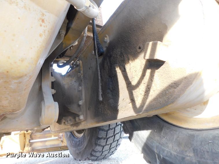 image for item DJ5848 1995 Caterpillar 140G VHP  motor grader