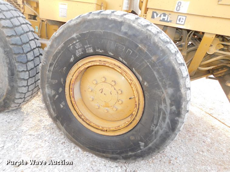 image for item DJ5848 1995 Caterpillar 140G VHP  motor grader