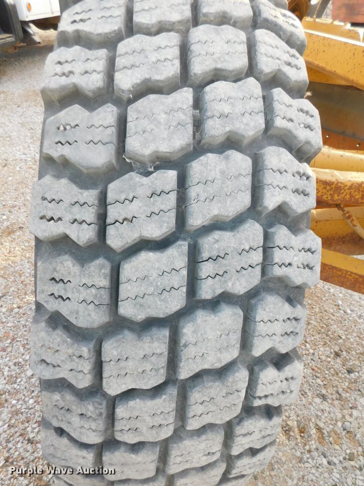 image for item DJ5848 1995 Caterpillar 140G VHP  motor grader