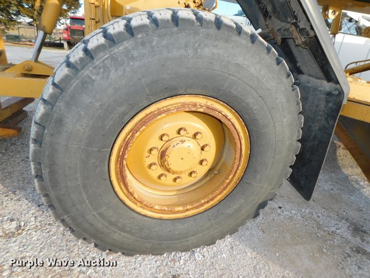 image for item DJ5848 1995 Caterpillar 140G VHP  motor grader
