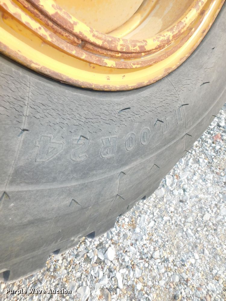 image for item DJ5848 1995 Caterpillar 140G VHP  motor grader