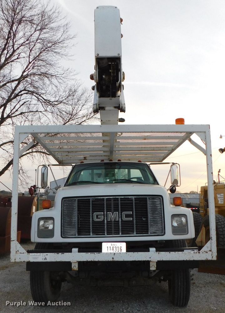 image for item DJ5849 2001 GMC C7500  forestry bucket truck