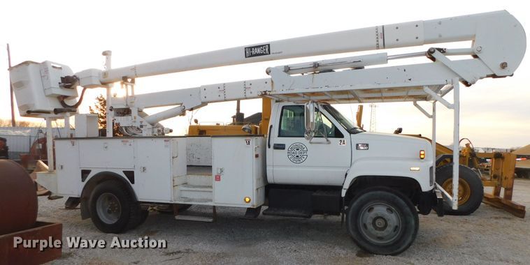 image for item DJ5849 2001 GMC C7500  forestry bucket truck