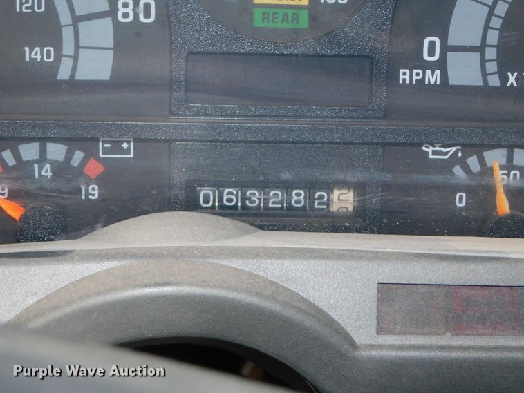 image for item DJ5849 2001 GMC C7500  forestry bucket truck