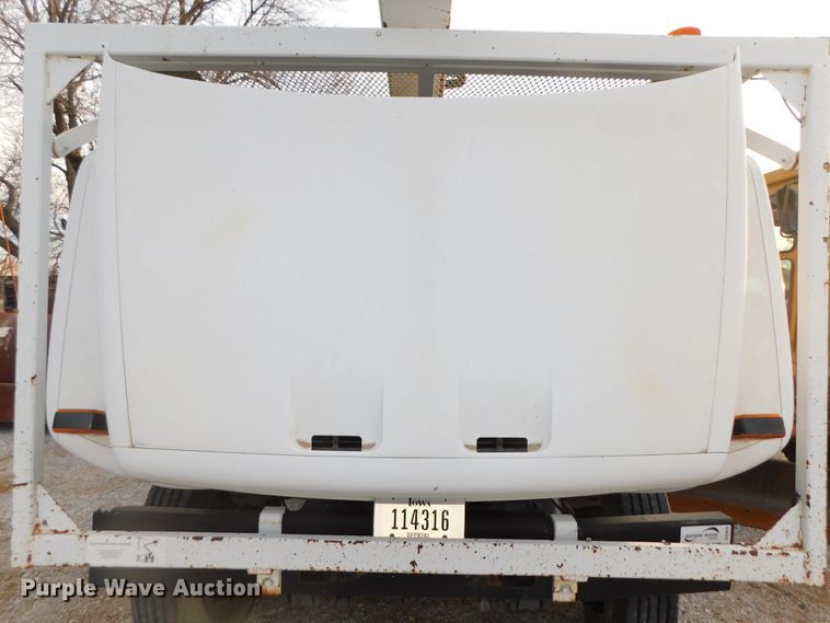 image for item DJ5849 2001 GMC C7500  forestry bucket truck