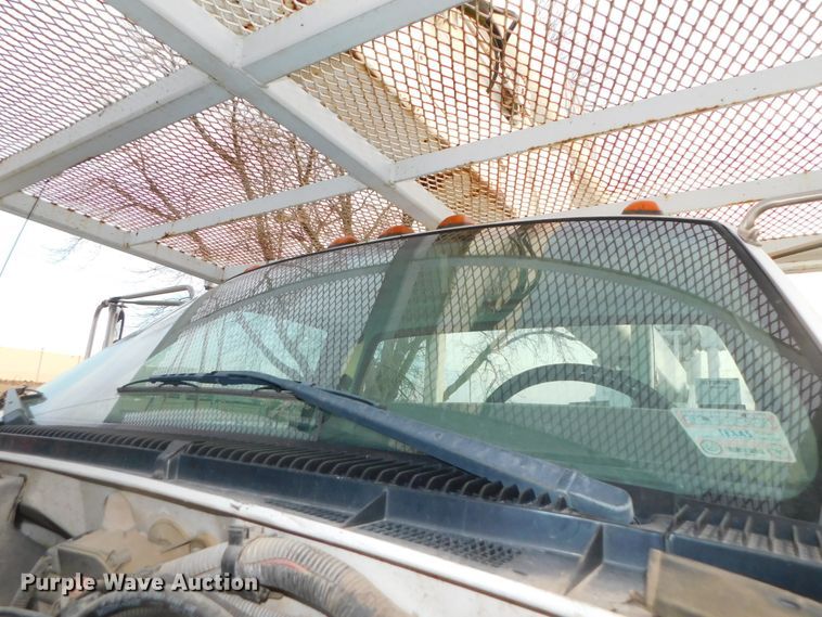 image for item DJ5849 2001 GMC C7500  forestry bucket truck