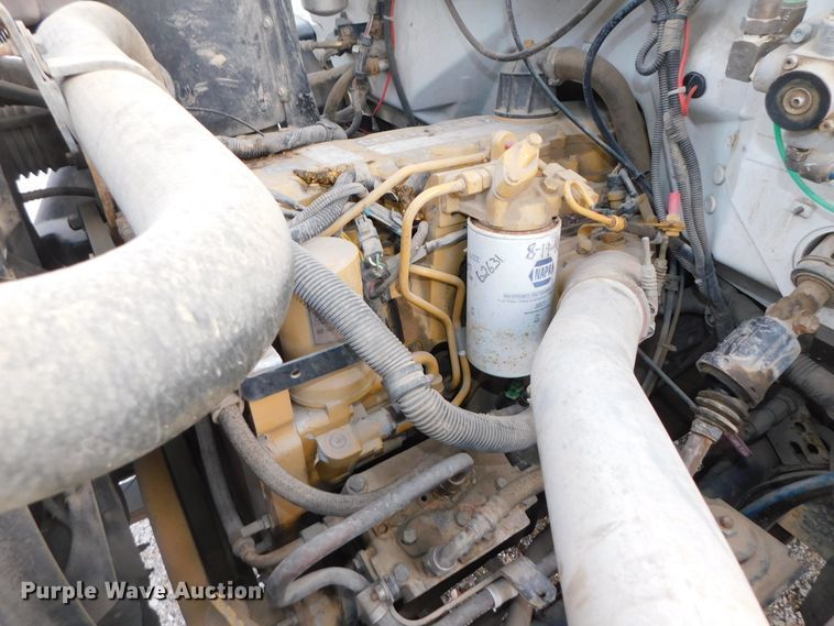 image for item DJ5849 2001 GMC C7500  forestry bucket truck