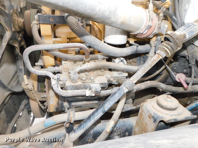 image for item DJ5849 2001 GMC C7500  forestry bucket truck