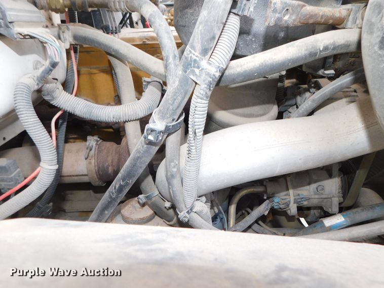 image for item DJ5849 2001 GMC C7500  forestry bucket truck