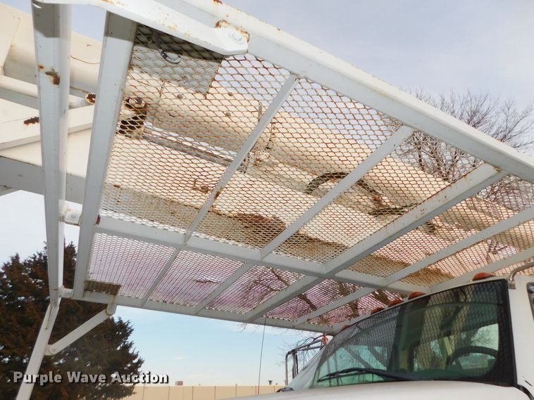 image for item DJ5849 2001 GMC C7500  forestry bucket truck