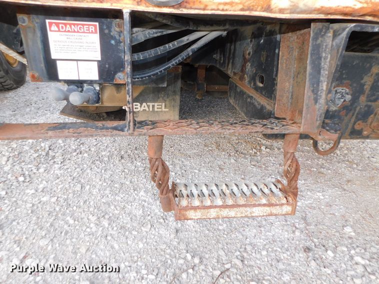 image for item DJ5849 2001 GMC C7500  forestry bucket truck