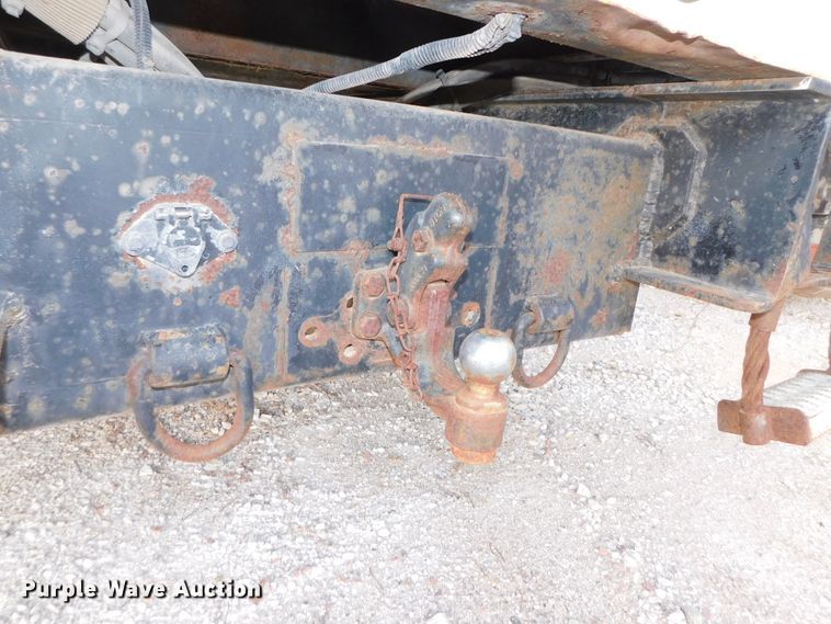 image for item DJ5849 2001 GMC C7500  forestry bucket truck