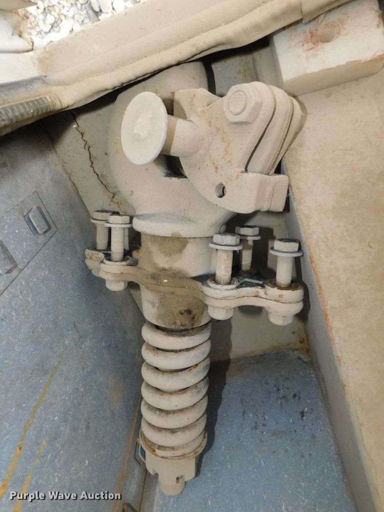 image for item DJ5849 2001 GMC C7500  forestry bucket truck