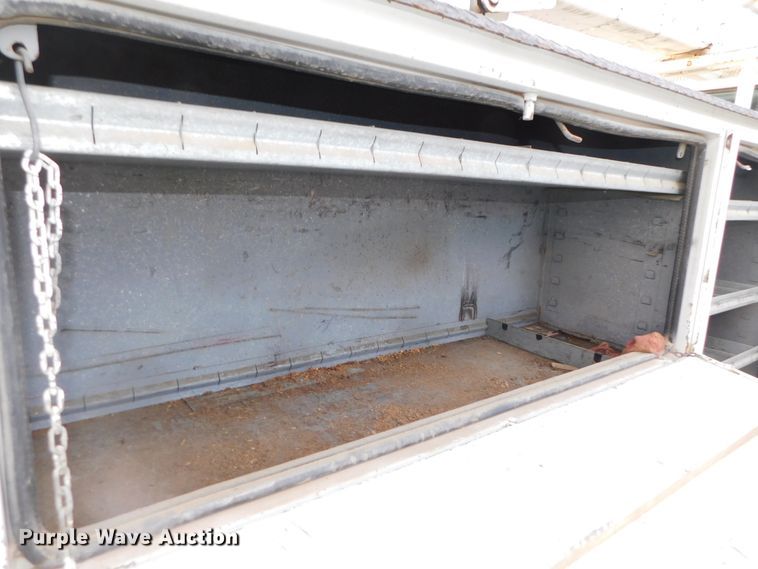 image for item DJ5849 2001 GMC C7500  forestry bucket truck