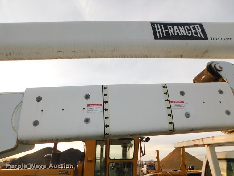 image for item DJ5849 2001 GMC C7500  forestry bucket truck