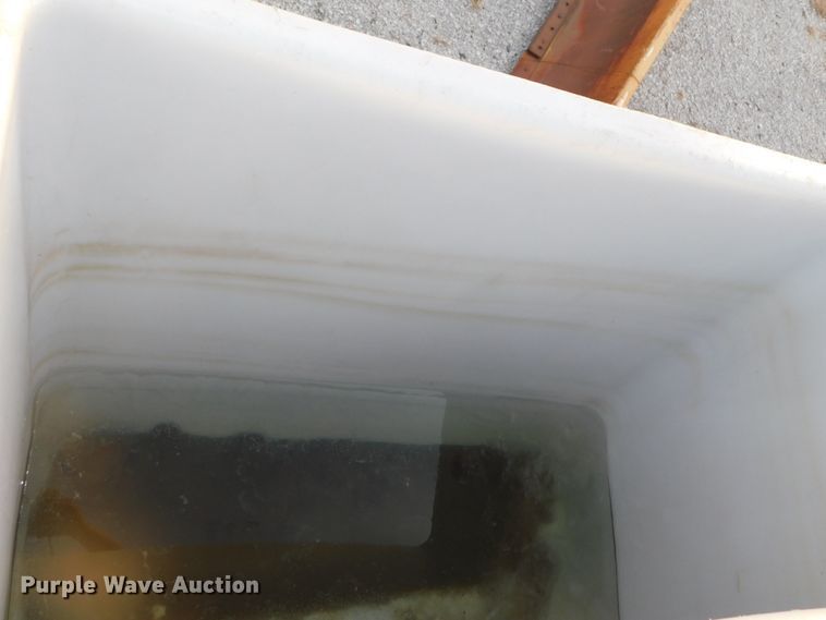 image for item DJ5849 2001 GMC C7500  forestry bucket truck