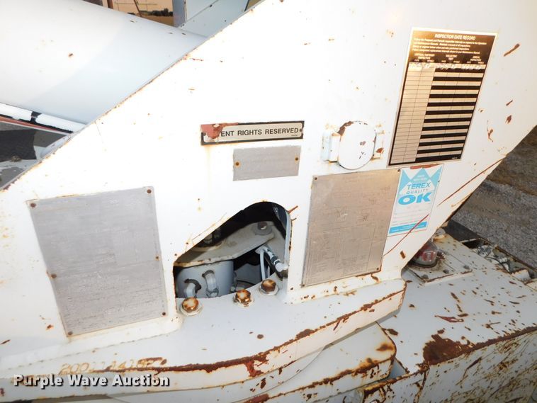 image for item DJ5849 2001 GMC C7500  forestry bucket truck