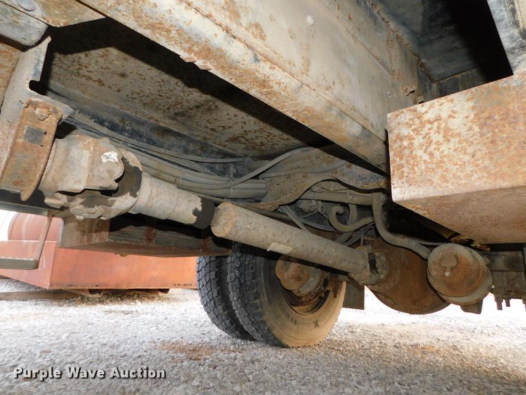 image for item DJ5849 2001 GMC C7500  forestry bucket truck