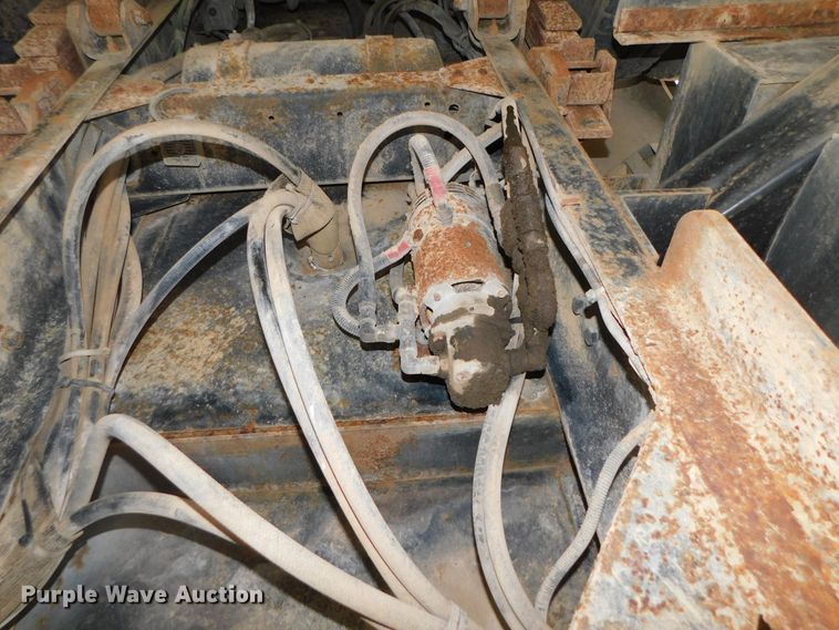 image for item DJ5849 2001 GMC C7500  forestry bucket truck