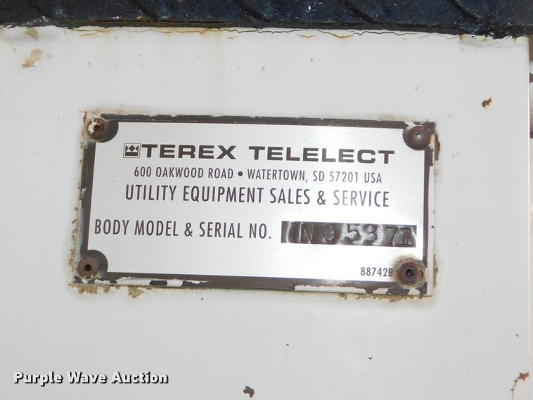 image for item DJ5849 2001 GMC C7500  forestry bucket truck