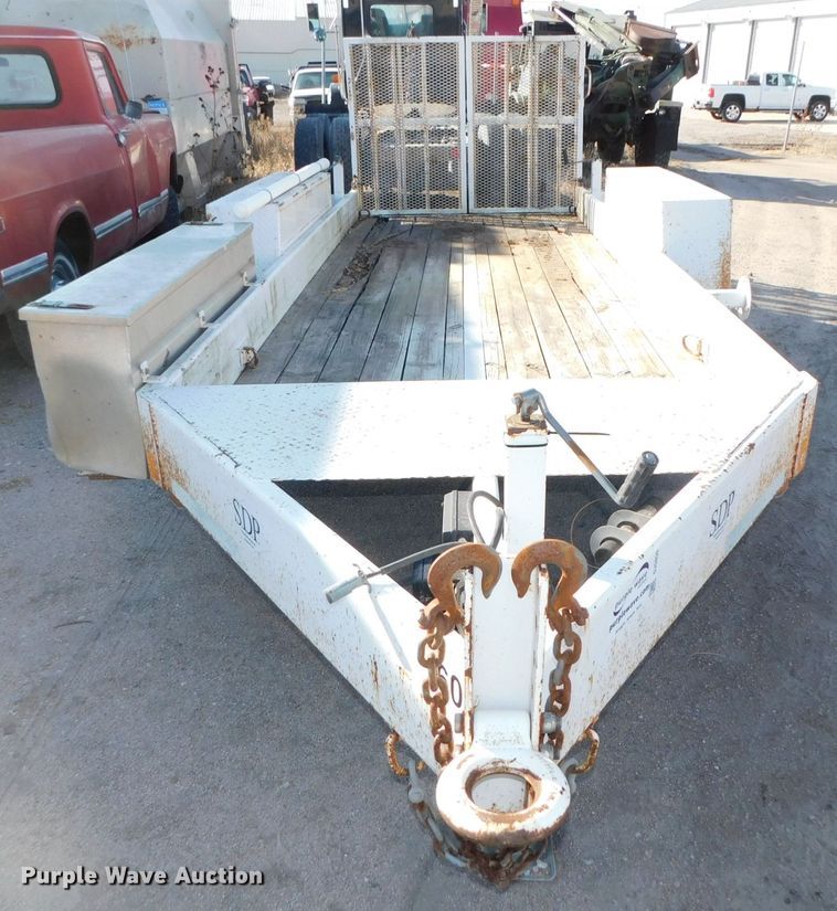 image for item DJ5850 2009 SDP 75800LPF equipment trailer