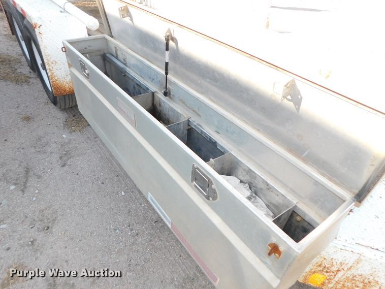 image for item DJ5850 2009 SDP 75800LPF equipment trailer