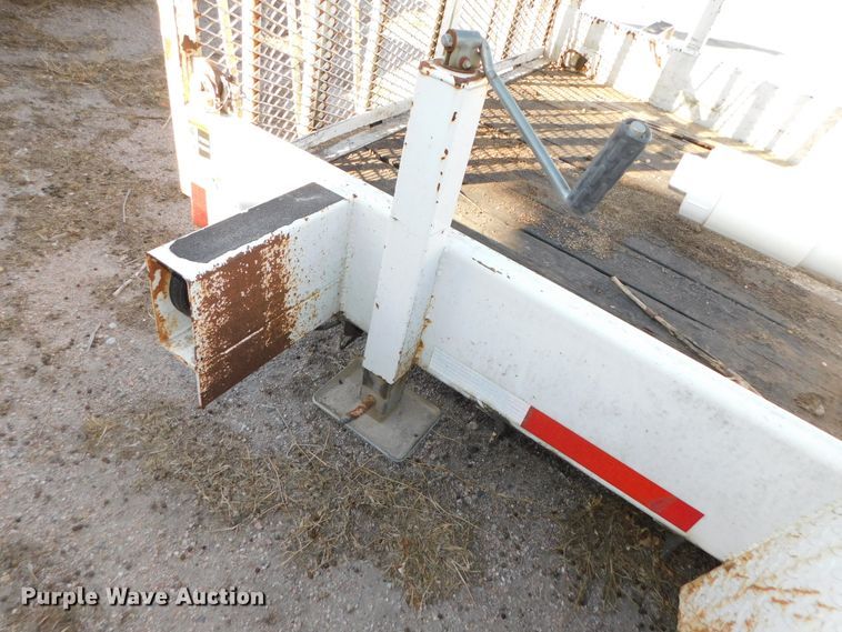 image for item DJ5850 2009 SDP 75800LPF equipment trailer