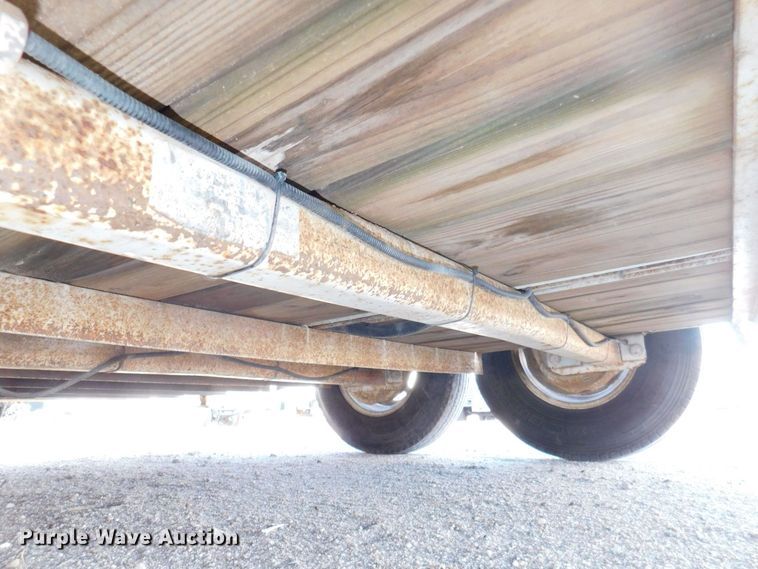 image for item DJ5850 2009 SDP 75800LPF equipment trailer