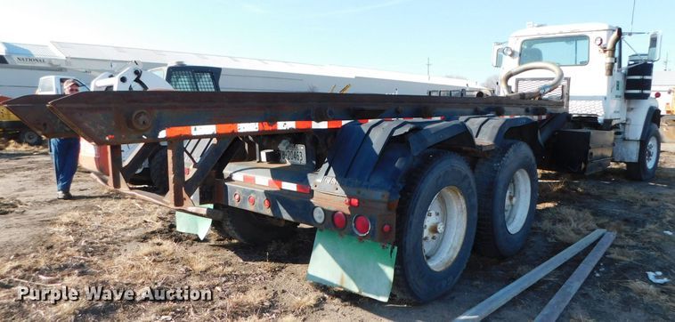 image for item DJ5851 1981 Mack RD686S  roll-off  container truck